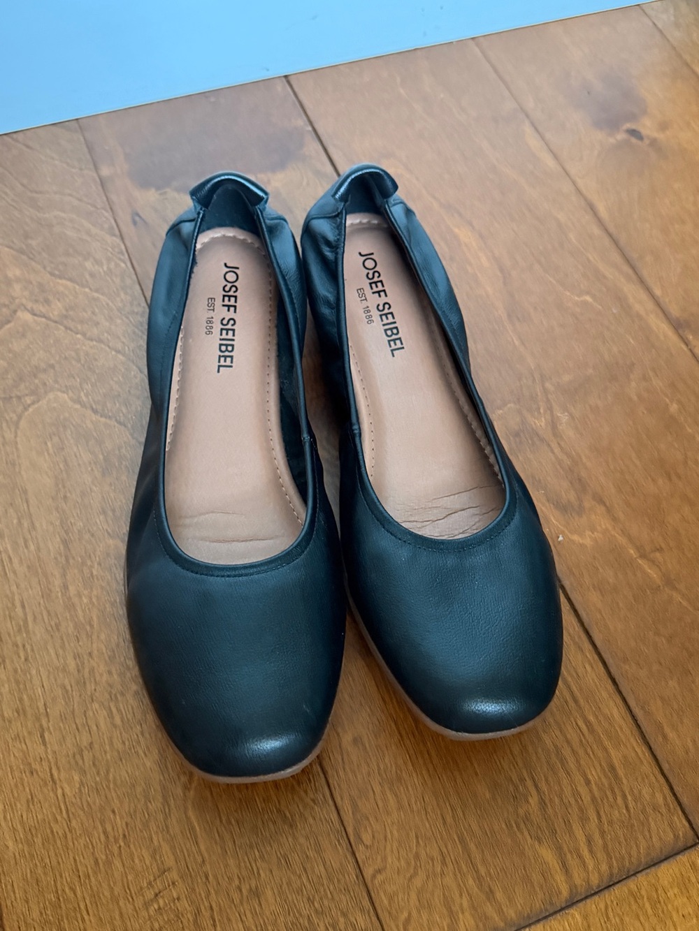 Josef Seibel Black Fenja Leather Slip-On Ballet Flats